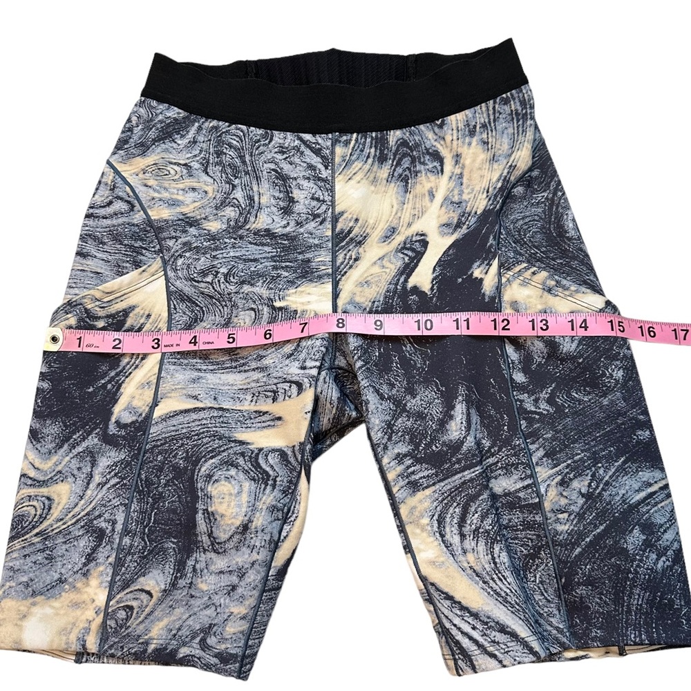 Lululemon | Esker Short *lululemon lab in Lava Print Blue Denim Multi Size 4 - Picture 13 of 14
